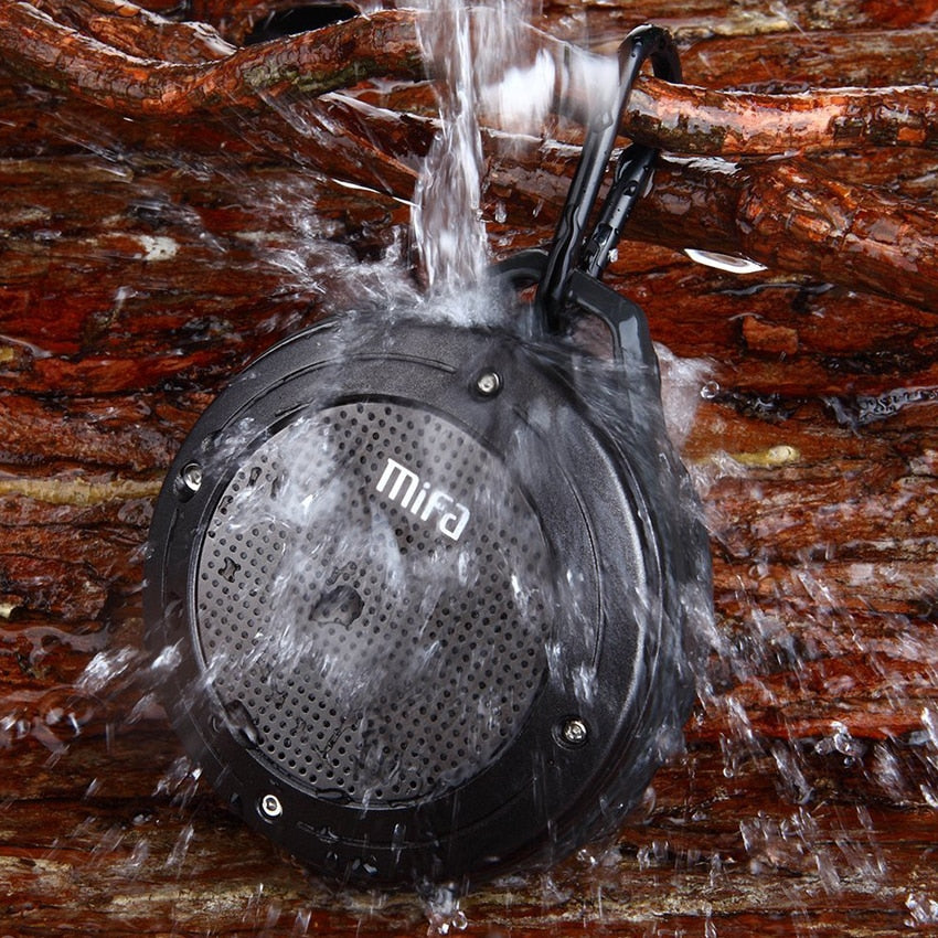 Shock Resistance IPX6 Waterproof Speaker with Bass